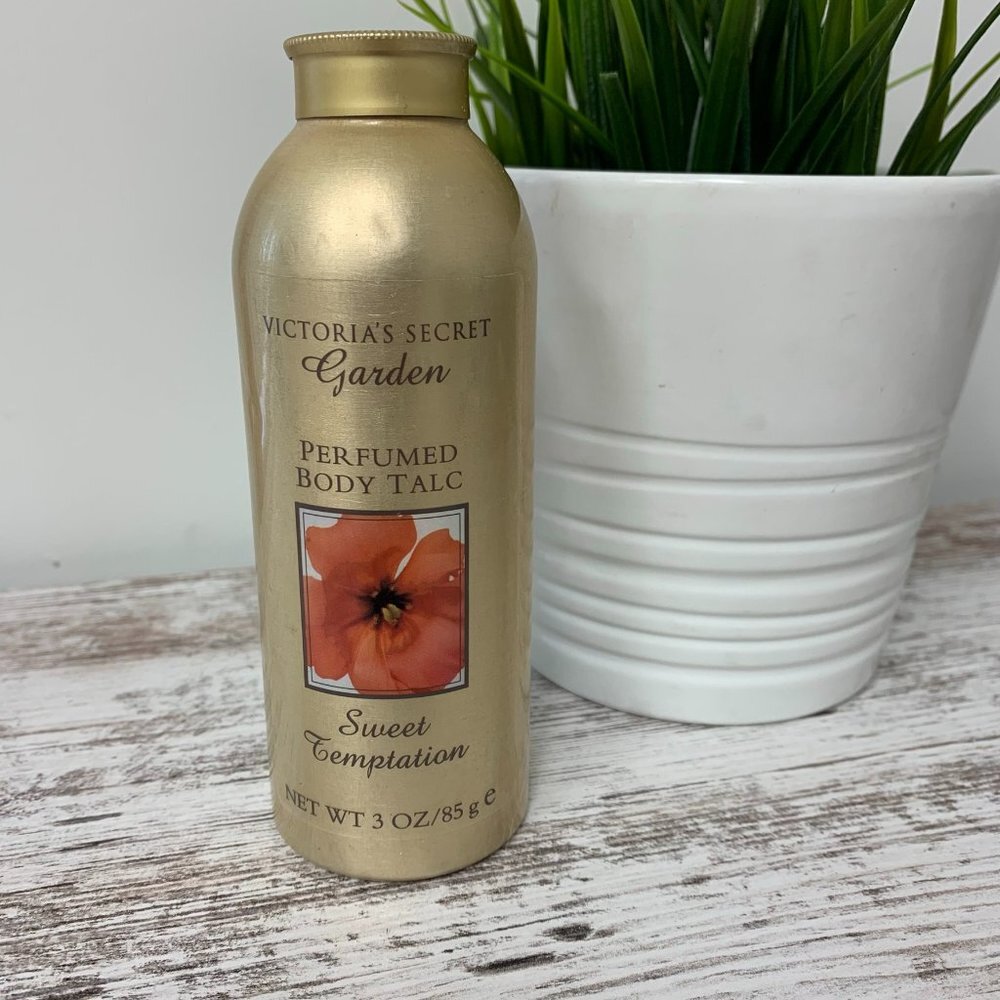 VTG Victoria's Secret Garden Perfumed Sweet Temptations Body Talc 3oz NEW